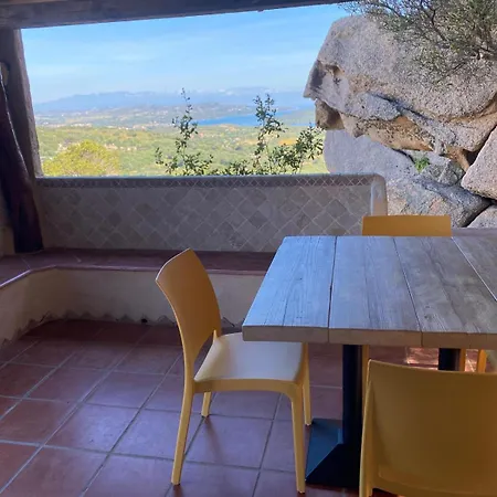 House On The Emerald Coast With Spectacular Views Of The Maddalena Nyaraló *