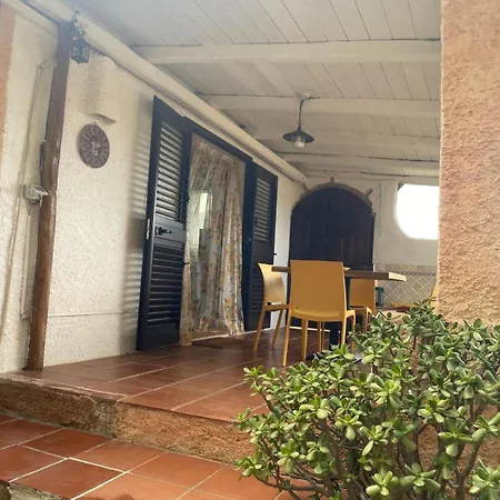 House On The Emerald Coast With Spectacular Views Of The Maddalena Semesterbostad
