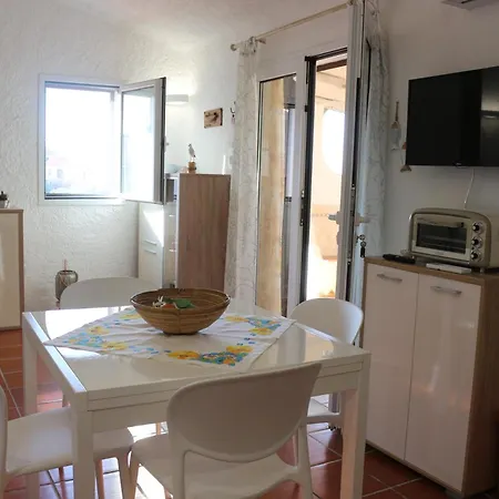 House On The Emerald Coast With Spectacular Views Of The Maddalena بيت للعطل *