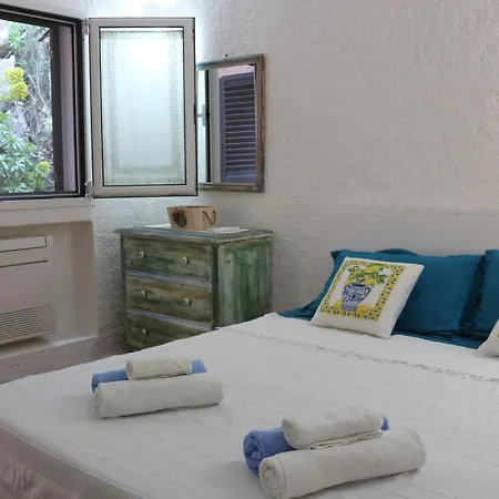 House On The Emerald Coast With Spectacular Views Of The Maddalena سان باسكوالي