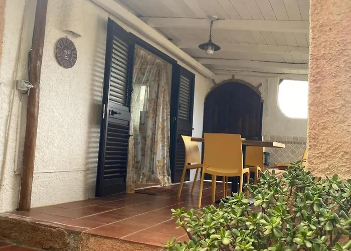 House On The Emerald Coast With Spectacular Views Of The Maddalena Дом отдыха